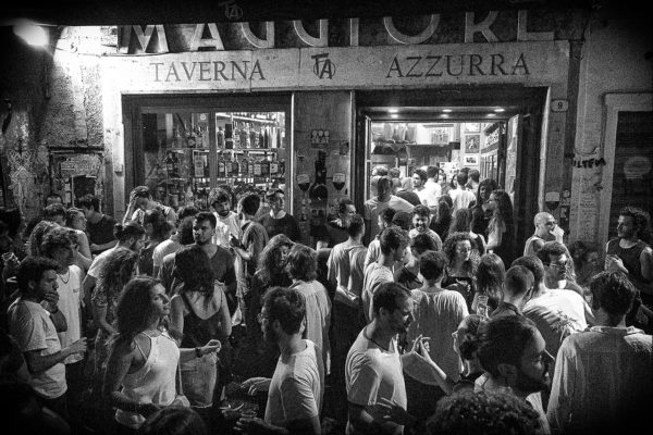 Taverna-Azzurra-Tom-McClive-4